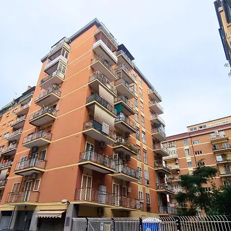 Daire Poetry House Roma